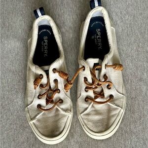 Sperry Pier Wave Lace Up Sneakers